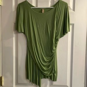 Bailey Size small green shirt
